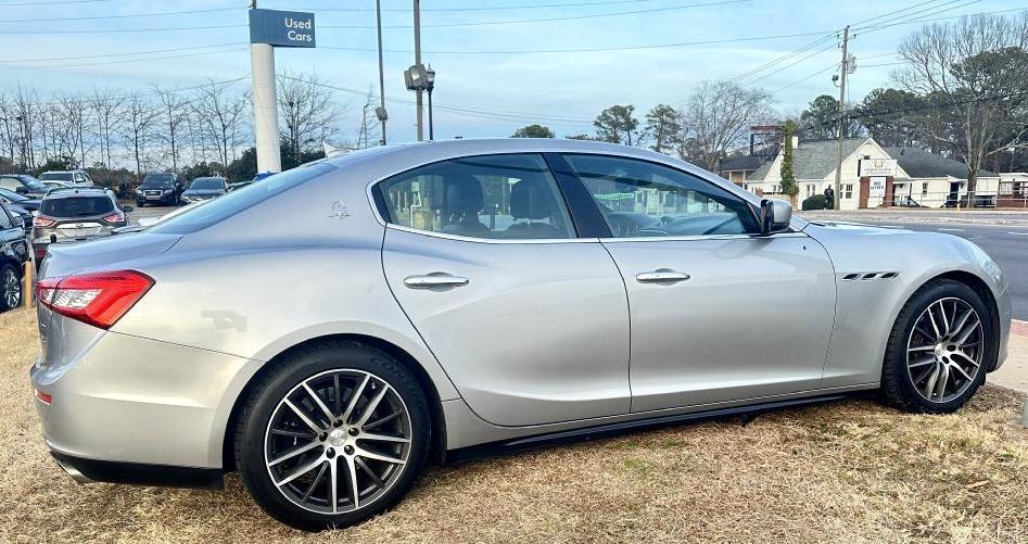 Maserati Ghibli photo 6