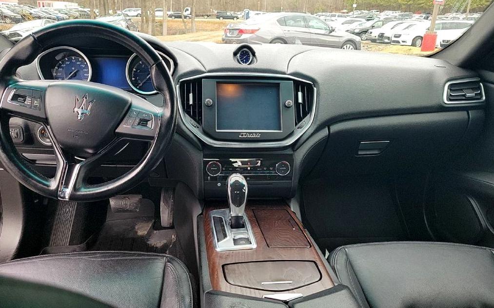 Maserati Ghibli photo 24
