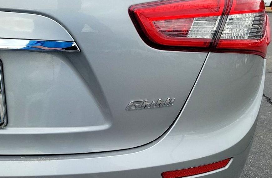 Maserati Ghibli photo 30