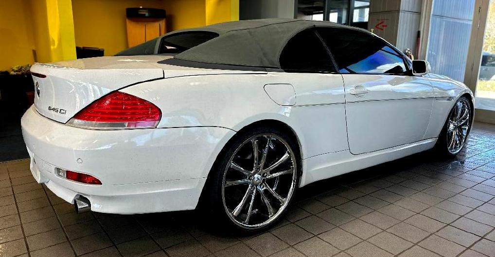BMW 6 Series  2005