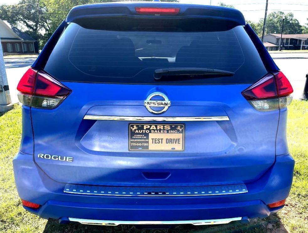 Nissan Rogue photo 3