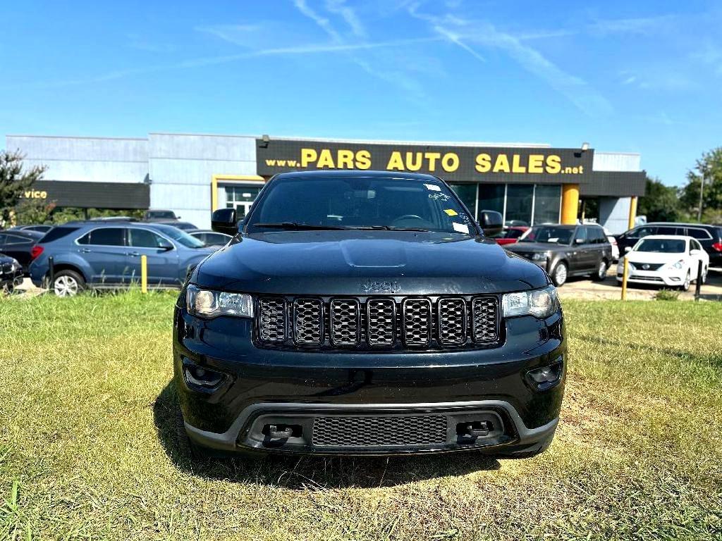 2019 Jeep Grand Cherokee LAREDO