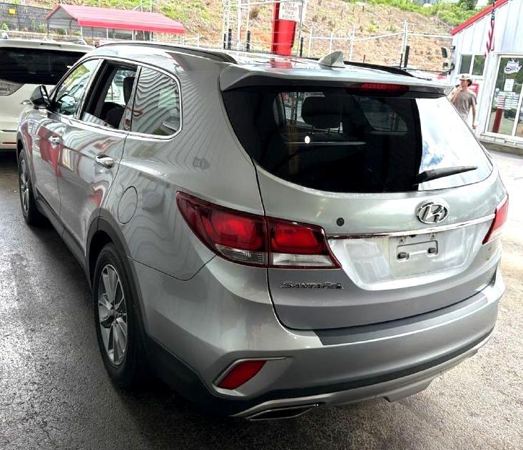 Hyundai Santa Fe photo 8