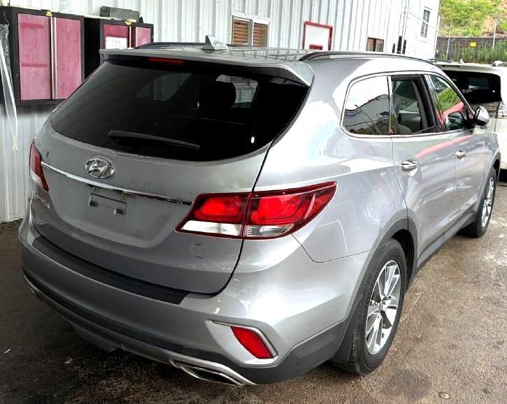 Hyundai Santa Fe photo 13