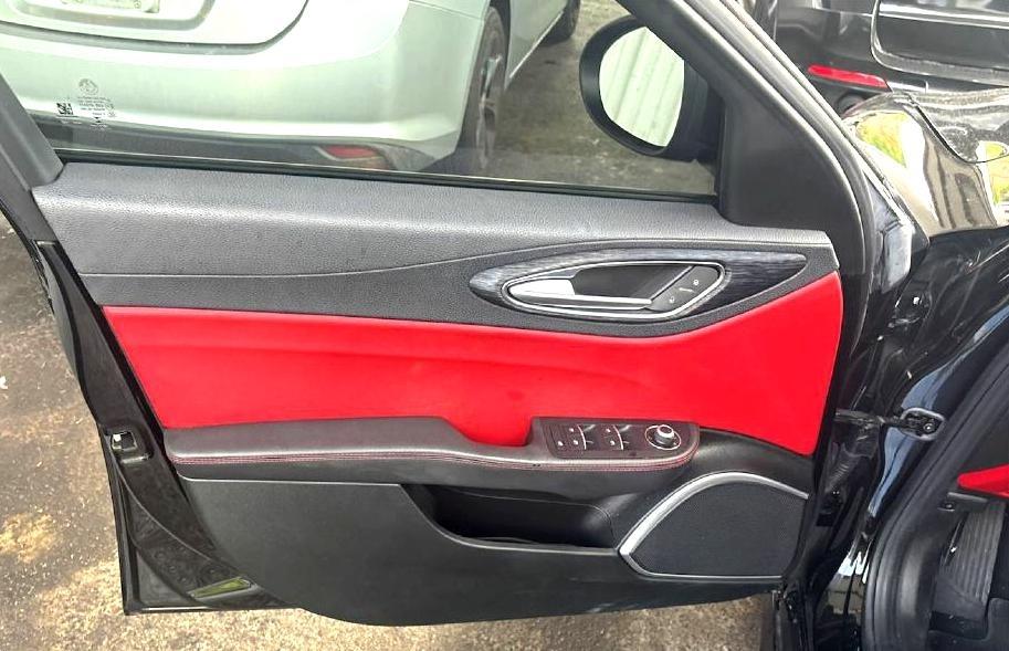 Alfa Romeo Giulia (952) photo 17
