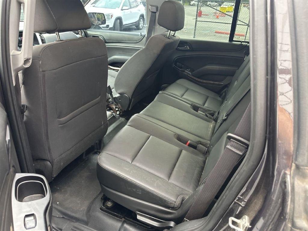 Chevrolet Tahoe photo 11
