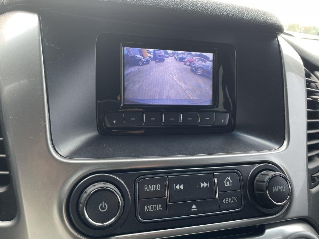 Chevrolet Tahoe photo 14
