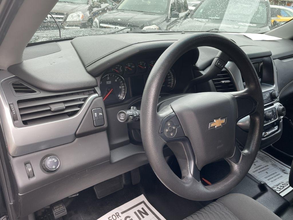Chevrolet Tahoe photo 17