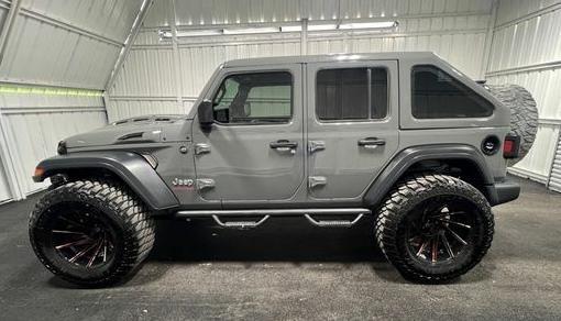 Jeep Wrangler photo 10