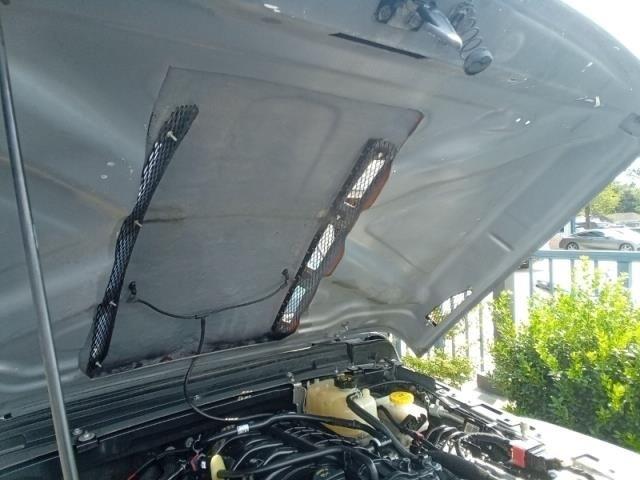 Jeep Wrangler photo 20