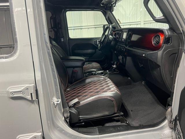 Jeep Wrangler photo 21