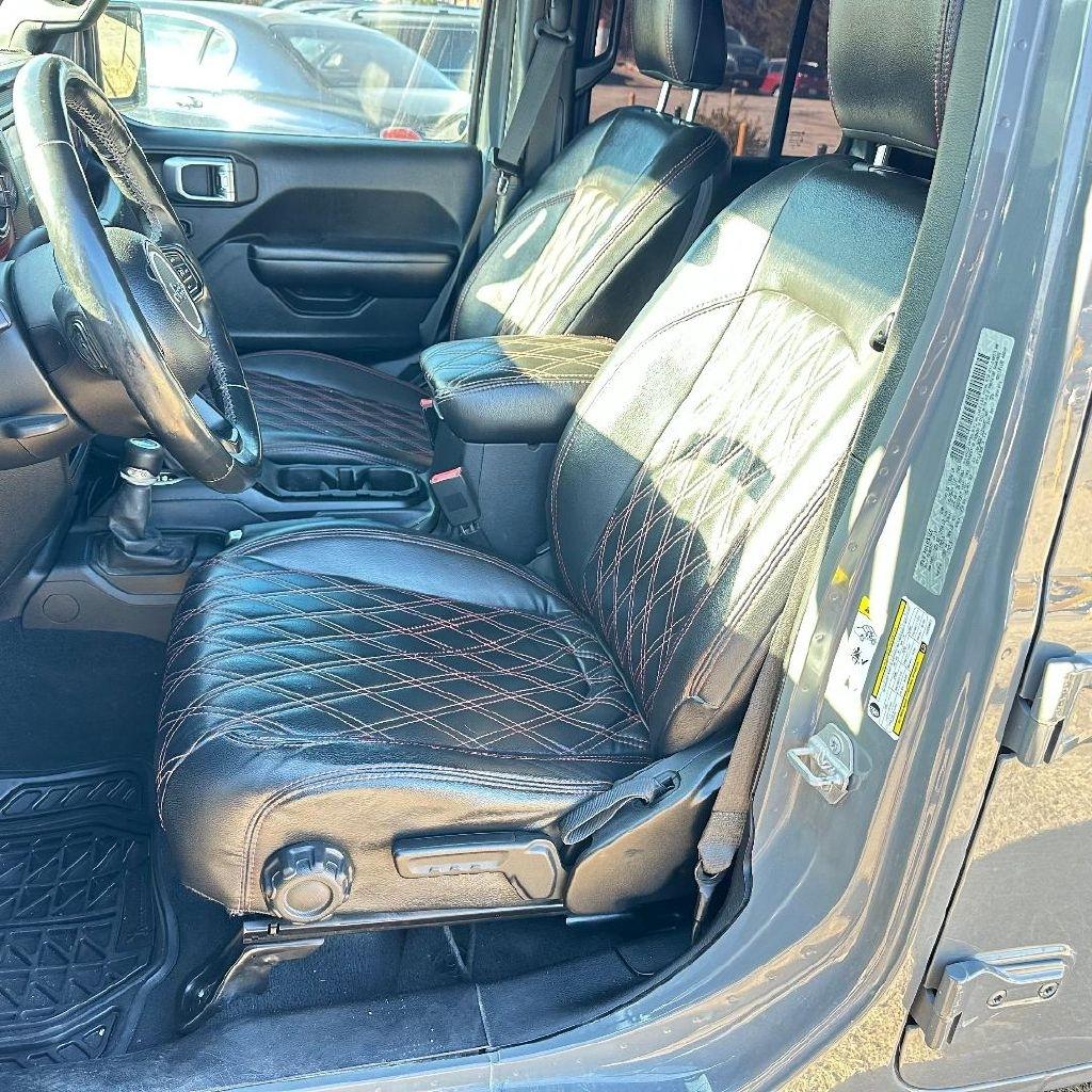 Jeep Wrangler photo 37