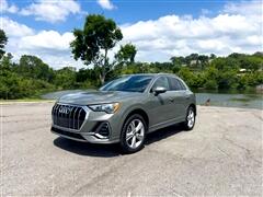 2022 Audi Q3  2022 Audi Q3