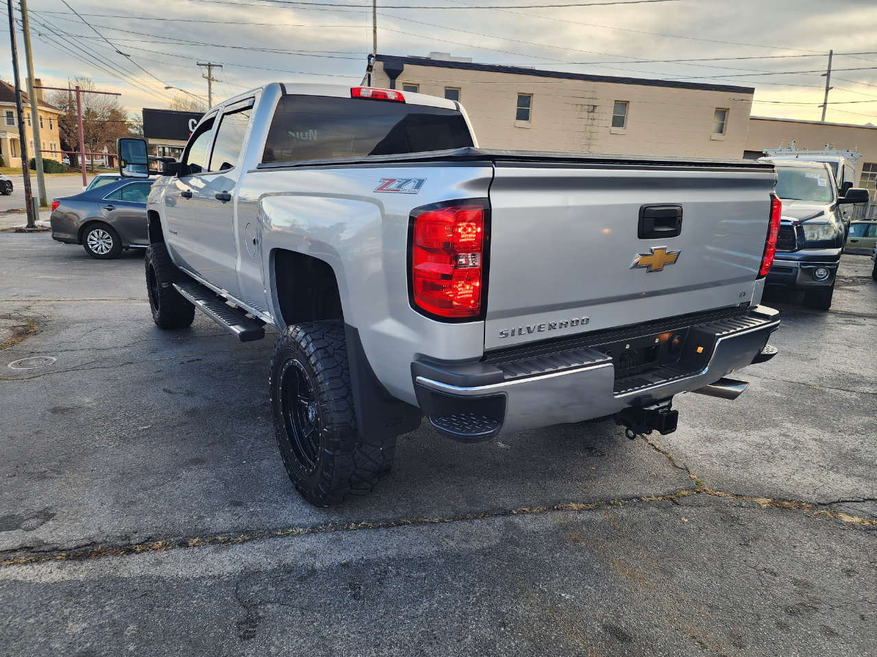 Chevrolet Silverado 2500HD LT Crew Cab Long Box 4WD 2015
