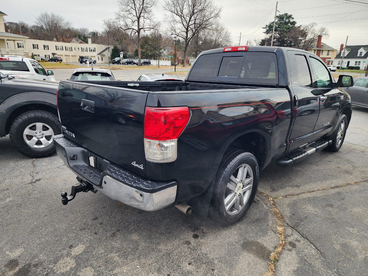 Toyota Tundra Limited 5.7L Double Cab 4WD 2013