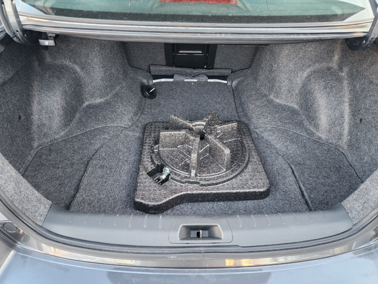 Honda Accord EX-L V6 Sedan AT 2012