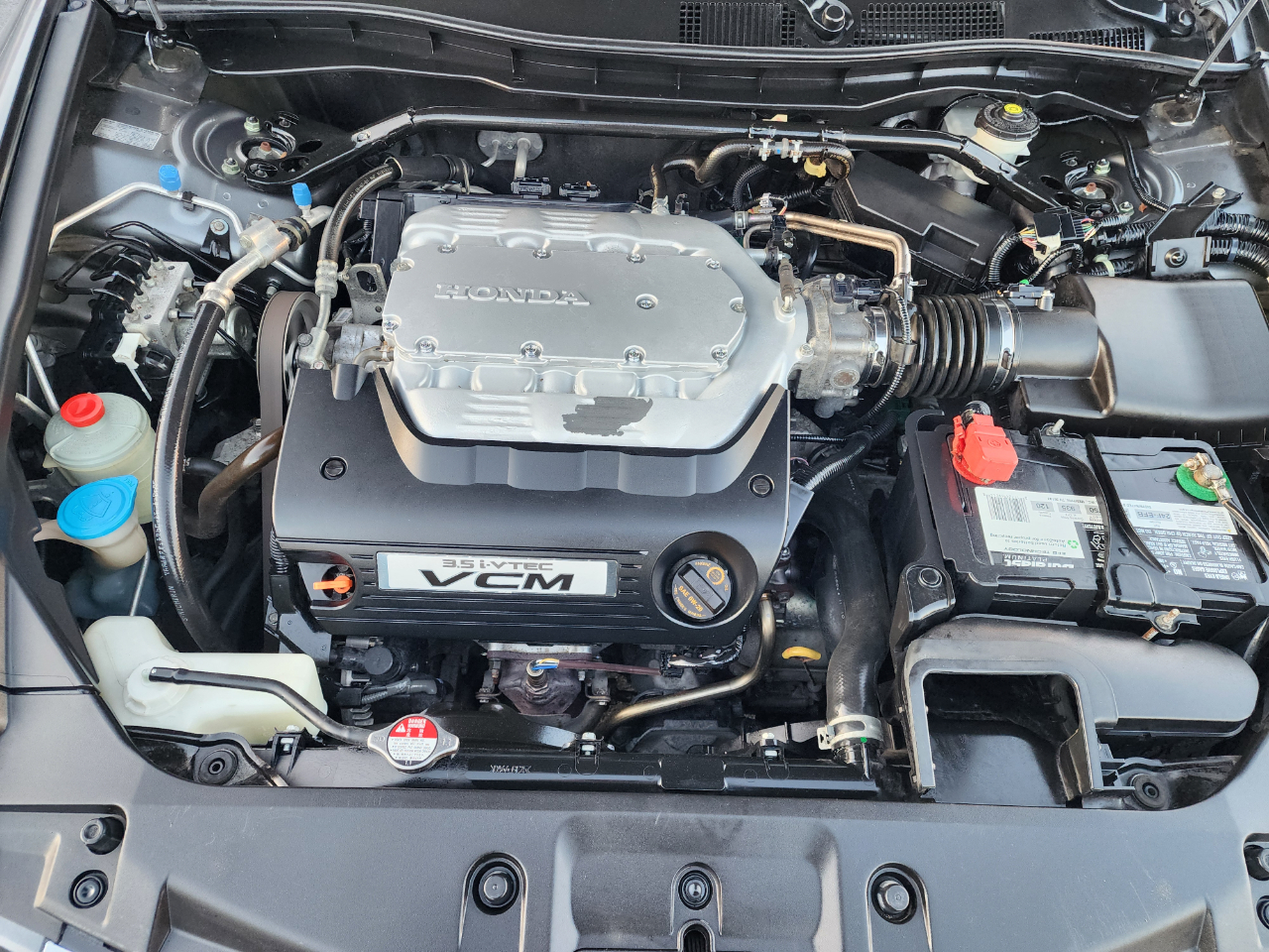 Honda Accord EX-L V6 Sedan AT 2012