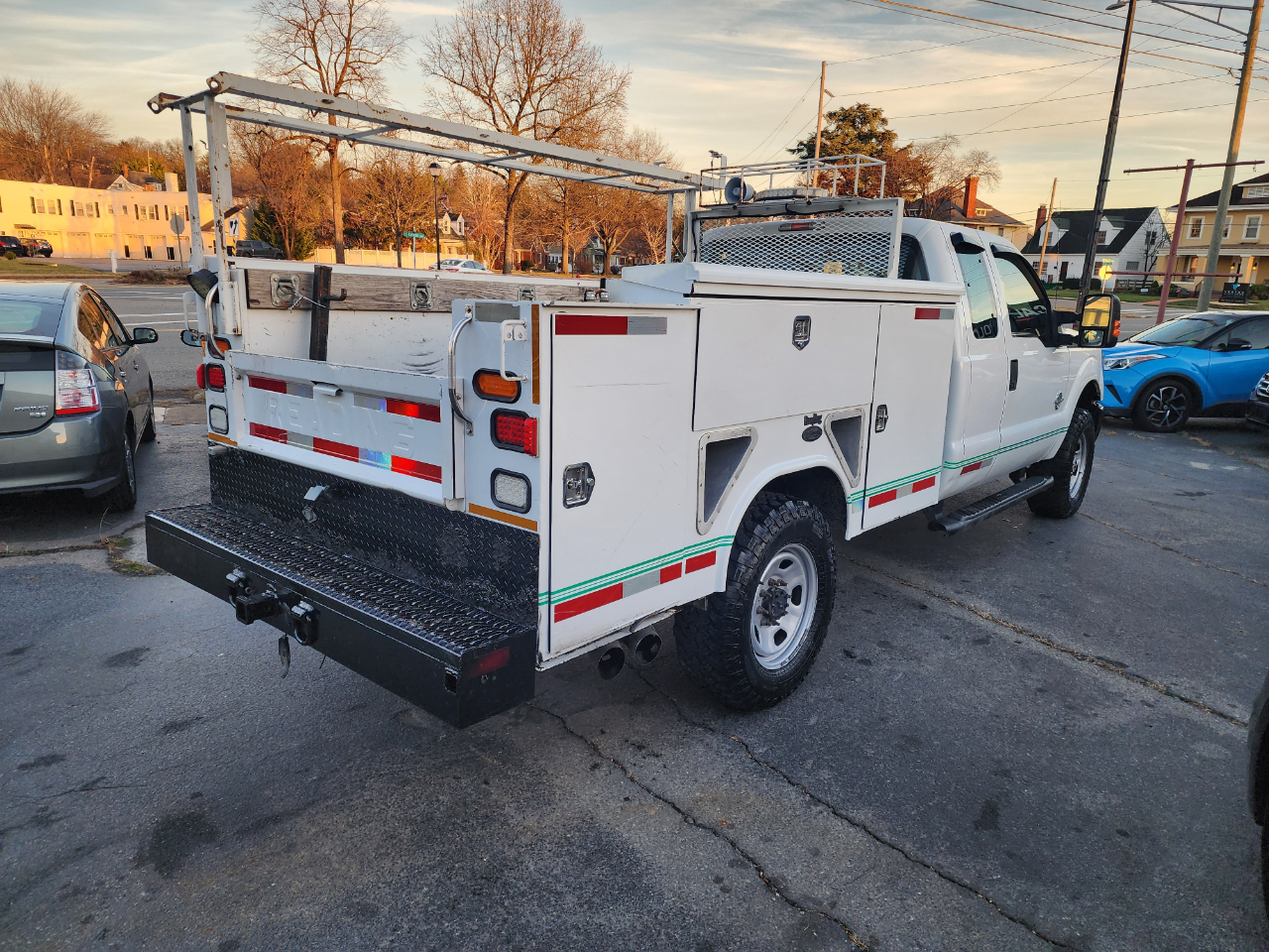 Ford F-350 SD Lariat SuperCab Long Bed 4WD 2013