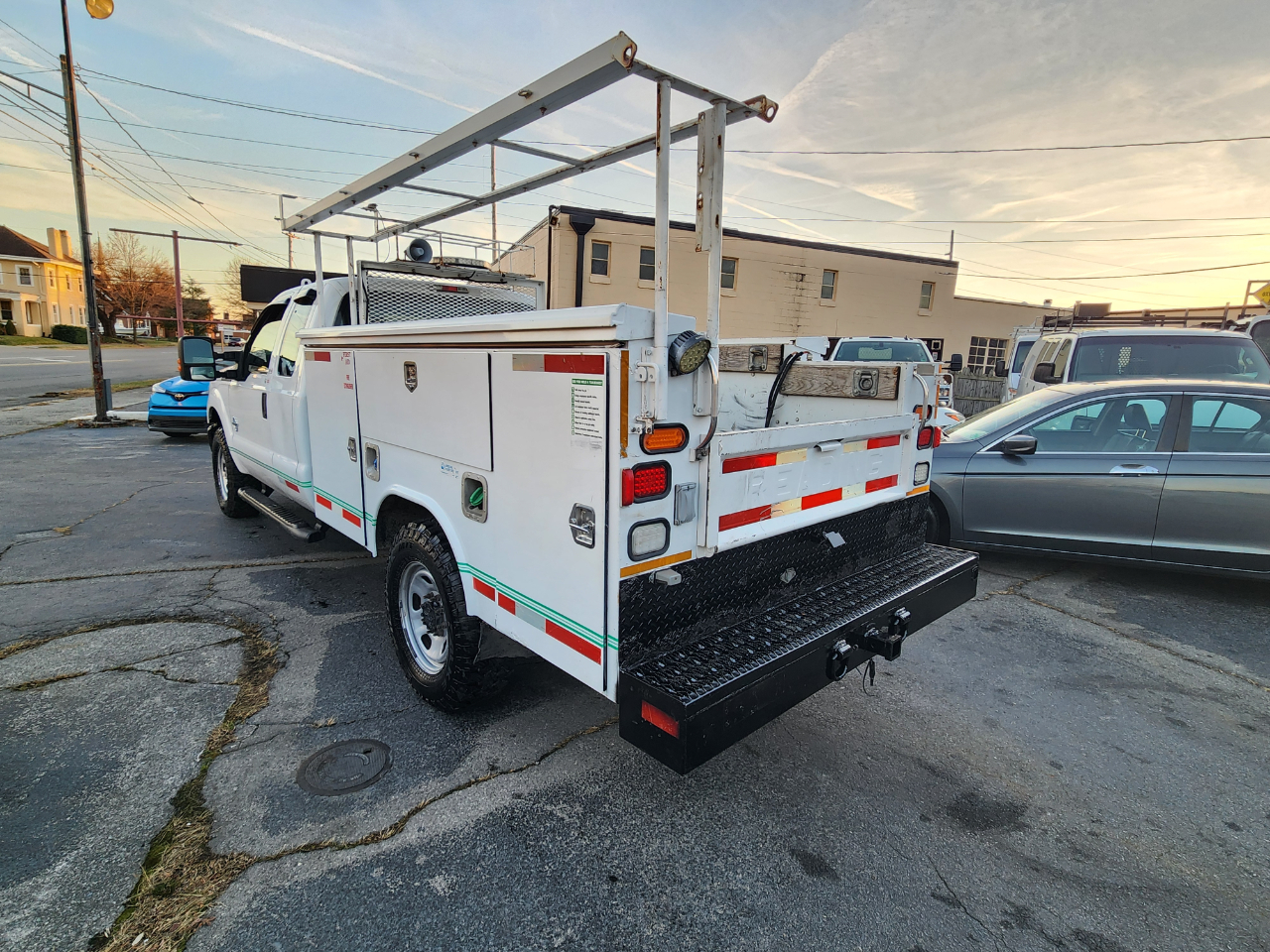 Ford F-350 SD Lariat SuperCab Long Bed 4WD 2013