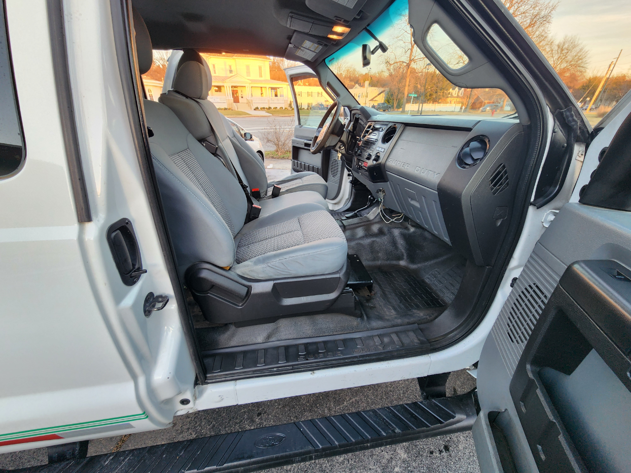 Ford F-350 SD Lariat SuperCab Long Bed 4WD 2013