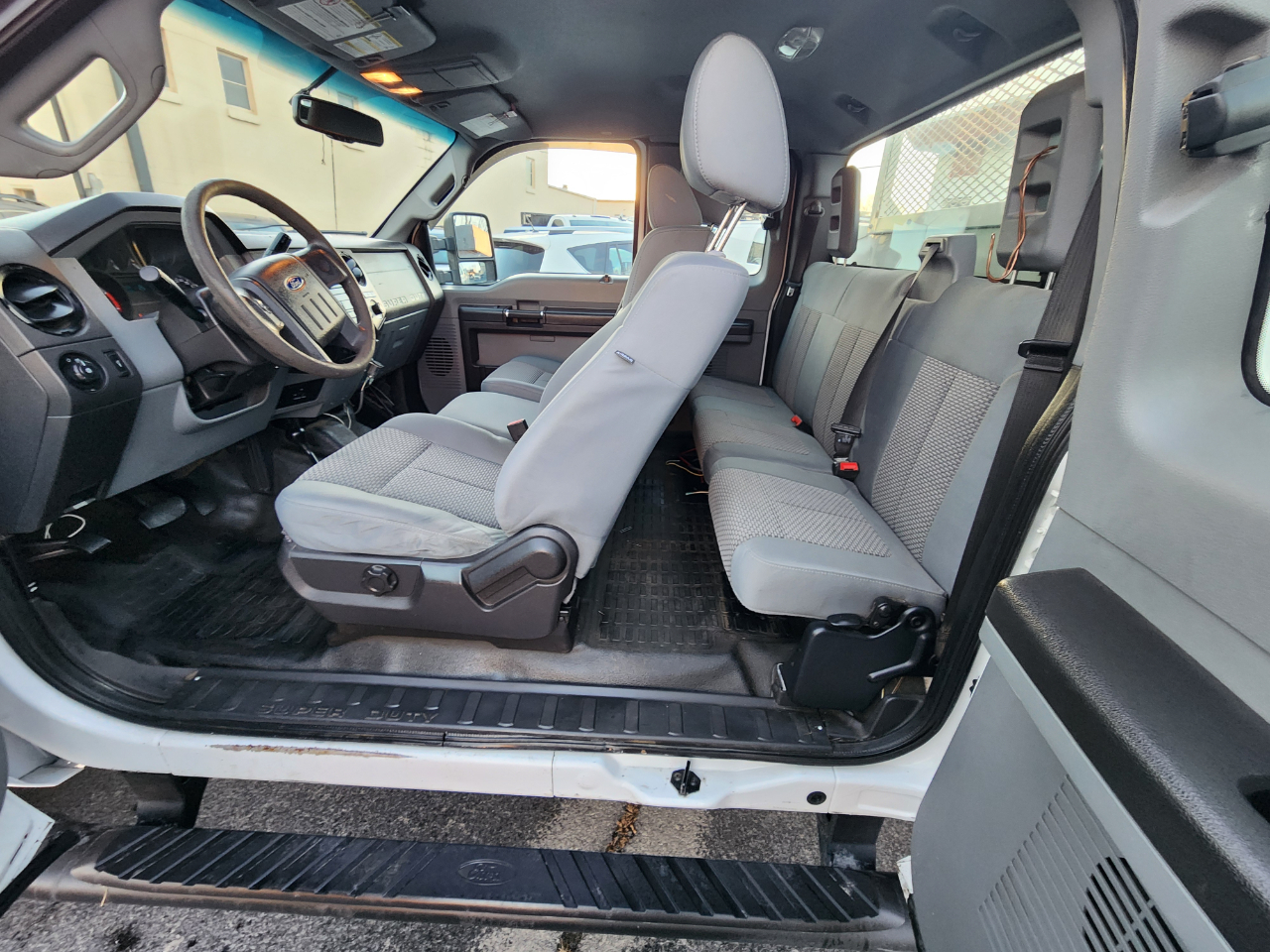 Ford F-350 SD Lariat SuperCab Long Bed 4WD 2013