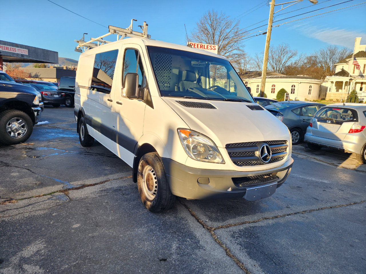Mercedes-Benz Sprinter 2500 High Roof 144-in. WB 2012
