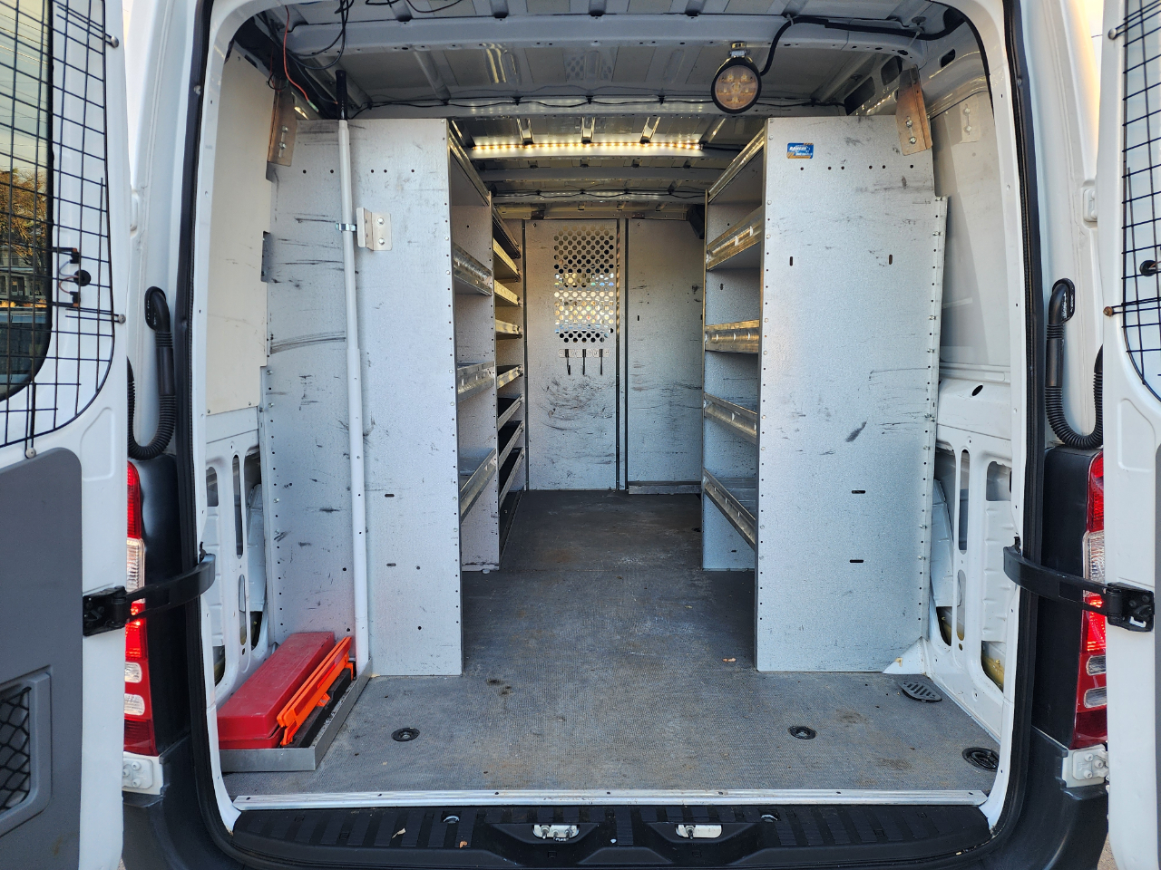 Mercedes-Benz Sprinter 2500 High Roof 144-in. WB 2012