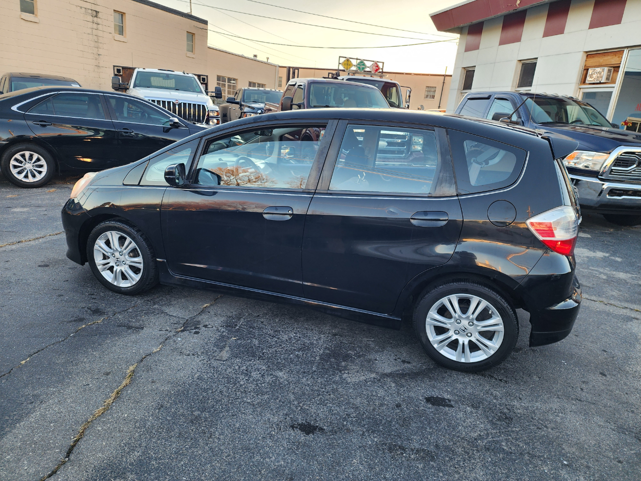 Honda Fit Sport 5-Speed AT 2010