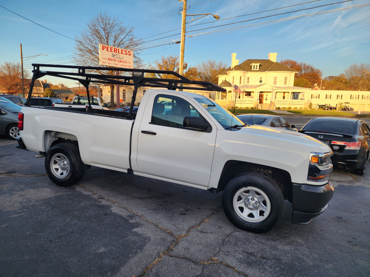 Chevrolet Silverado 1500 Work Truck Short Box 2WD 2017