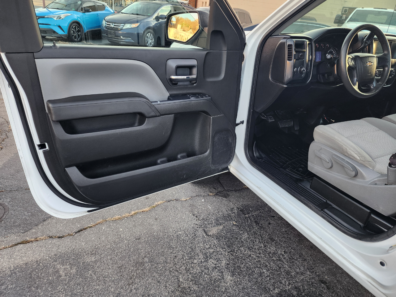 Chevrolet Silverado 1500 Work Truck Short Box 2WD 2017