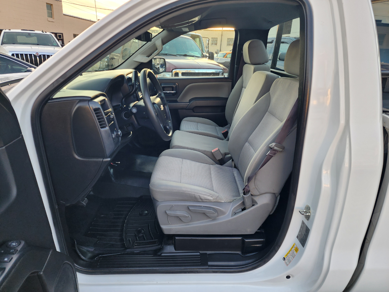 Chevrolet Silverado 1500 Work Truck Short Box 2WD 2017