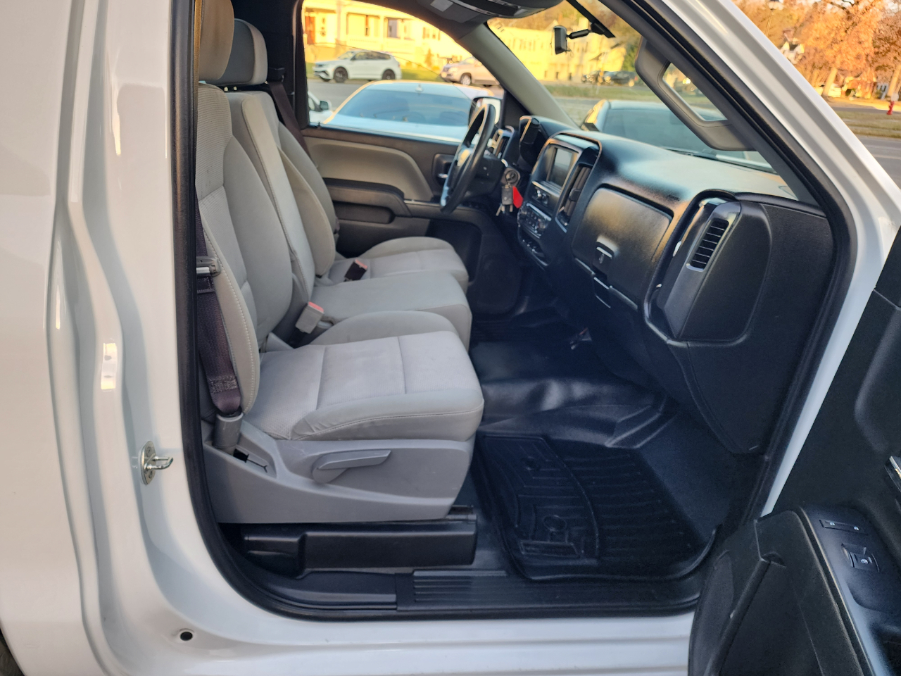 Chevrolet Silverado 1500 Work Truck Short Box 2WD 2017