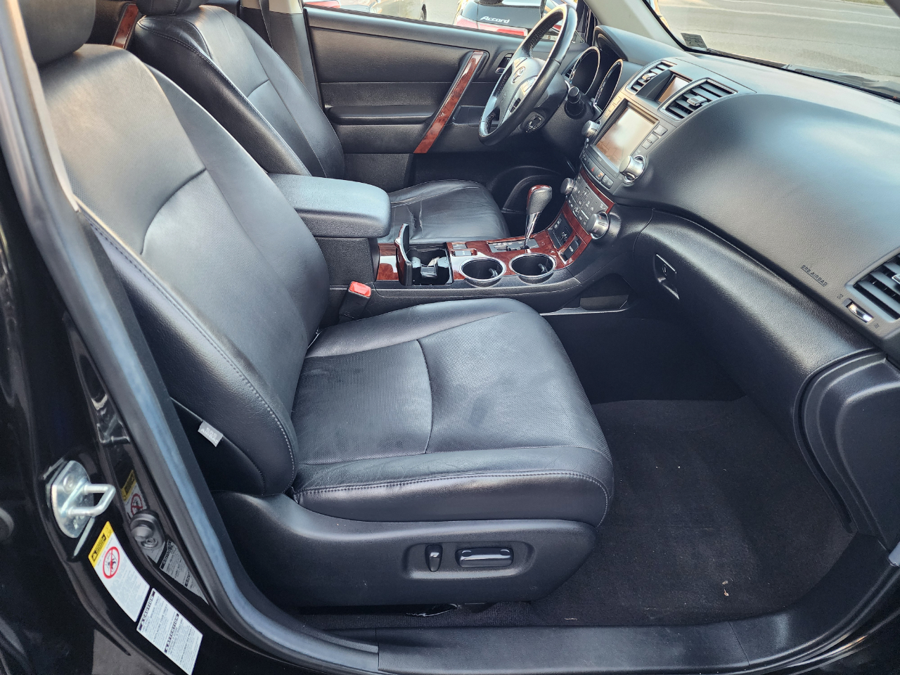 Toyota Highlander Limited 4WD 2012