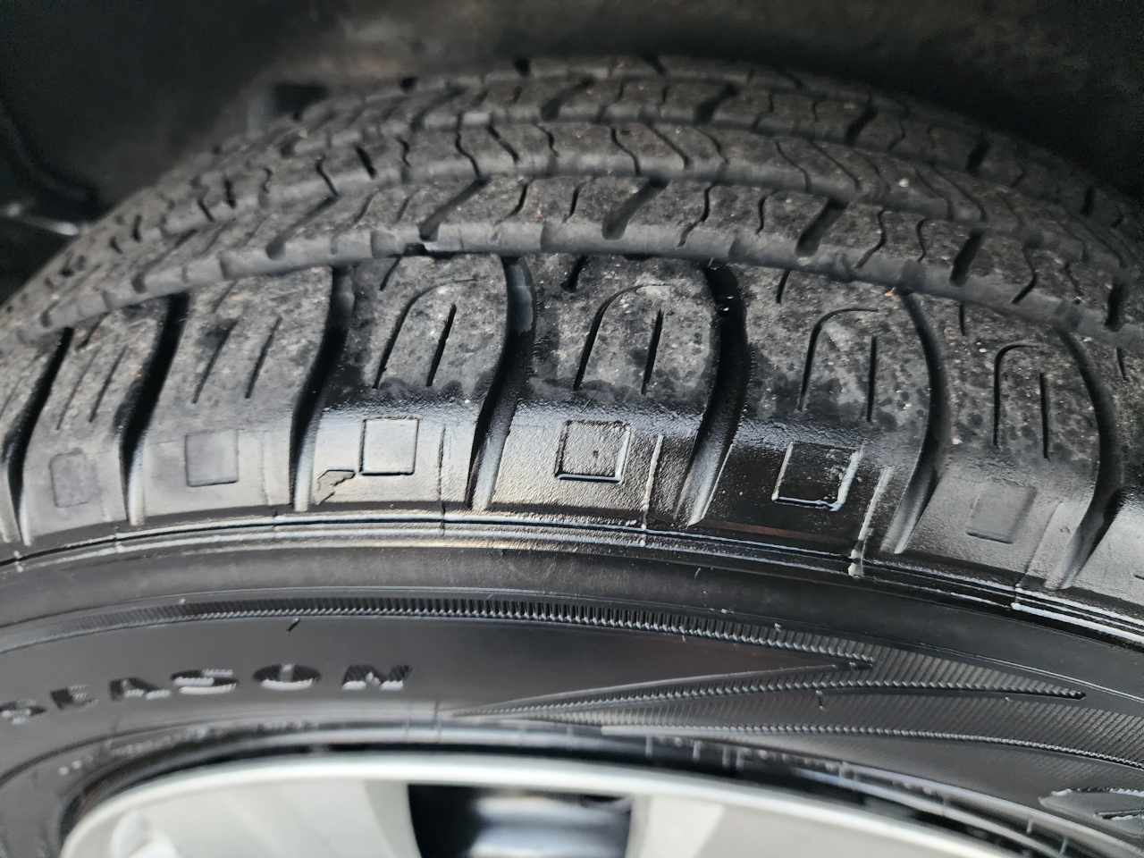 Toyota Corolla Base 5-Speed MT 2010