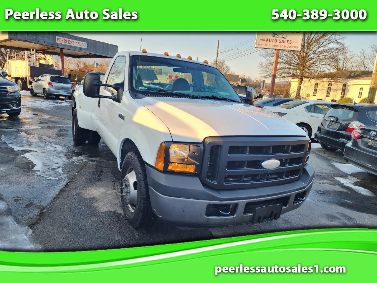 Ford F-350 SD XLT 2WD DRW 2006