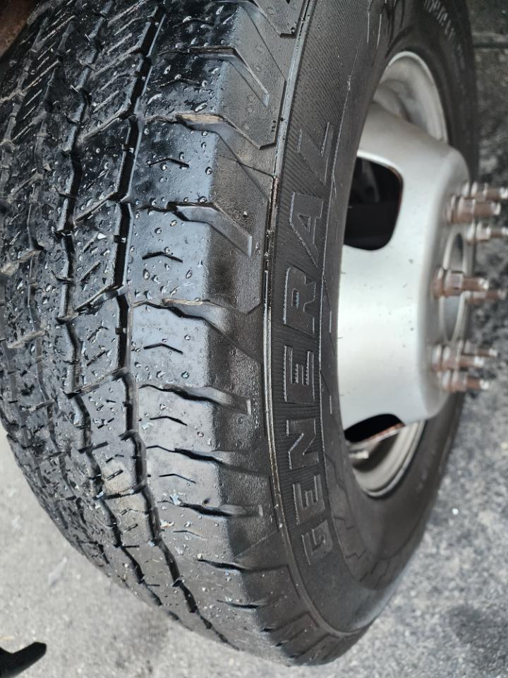 Ford F-350 SD XLT 2WD DRW 2006