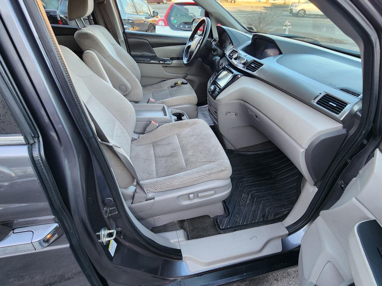 Honda Odyssey SE 2016