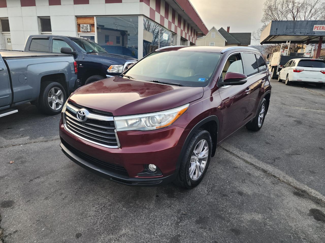 Toyota Highlander XLE AWD V6 2015