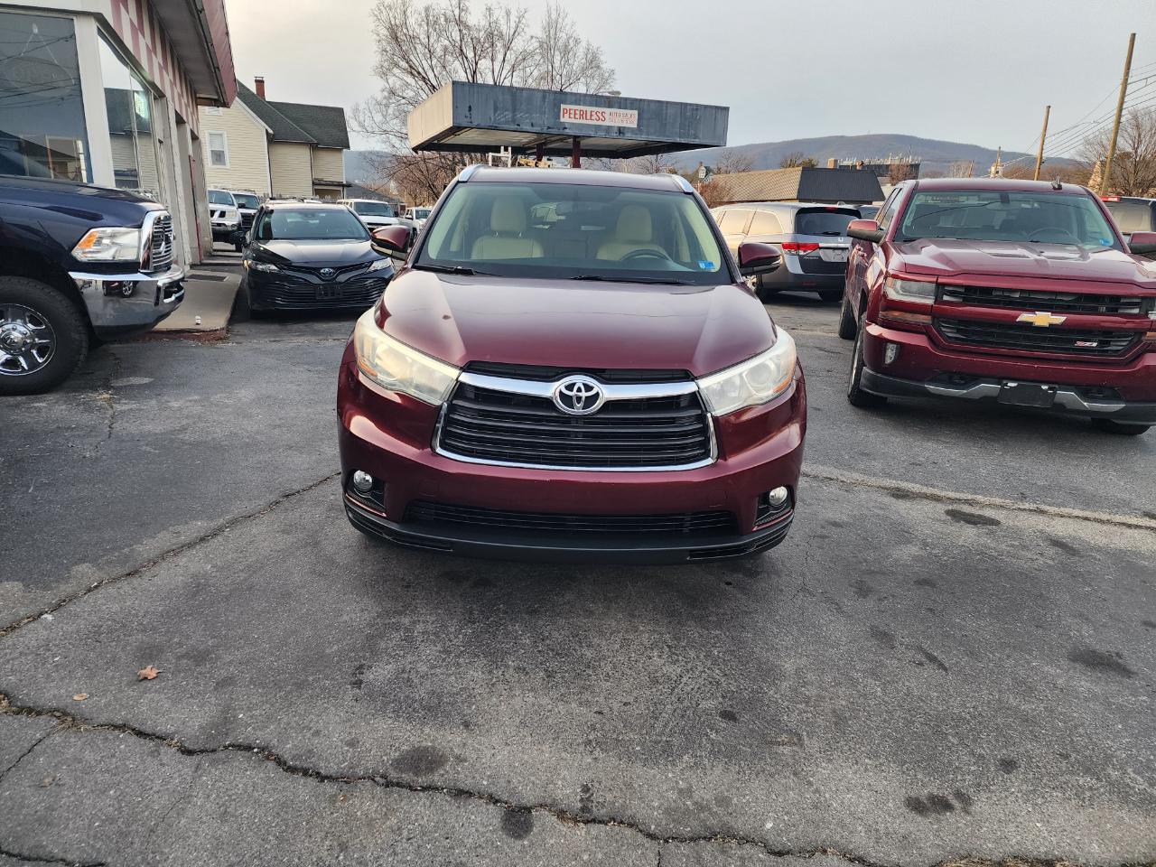 Toyota Highlander XLE AWD V6 2015