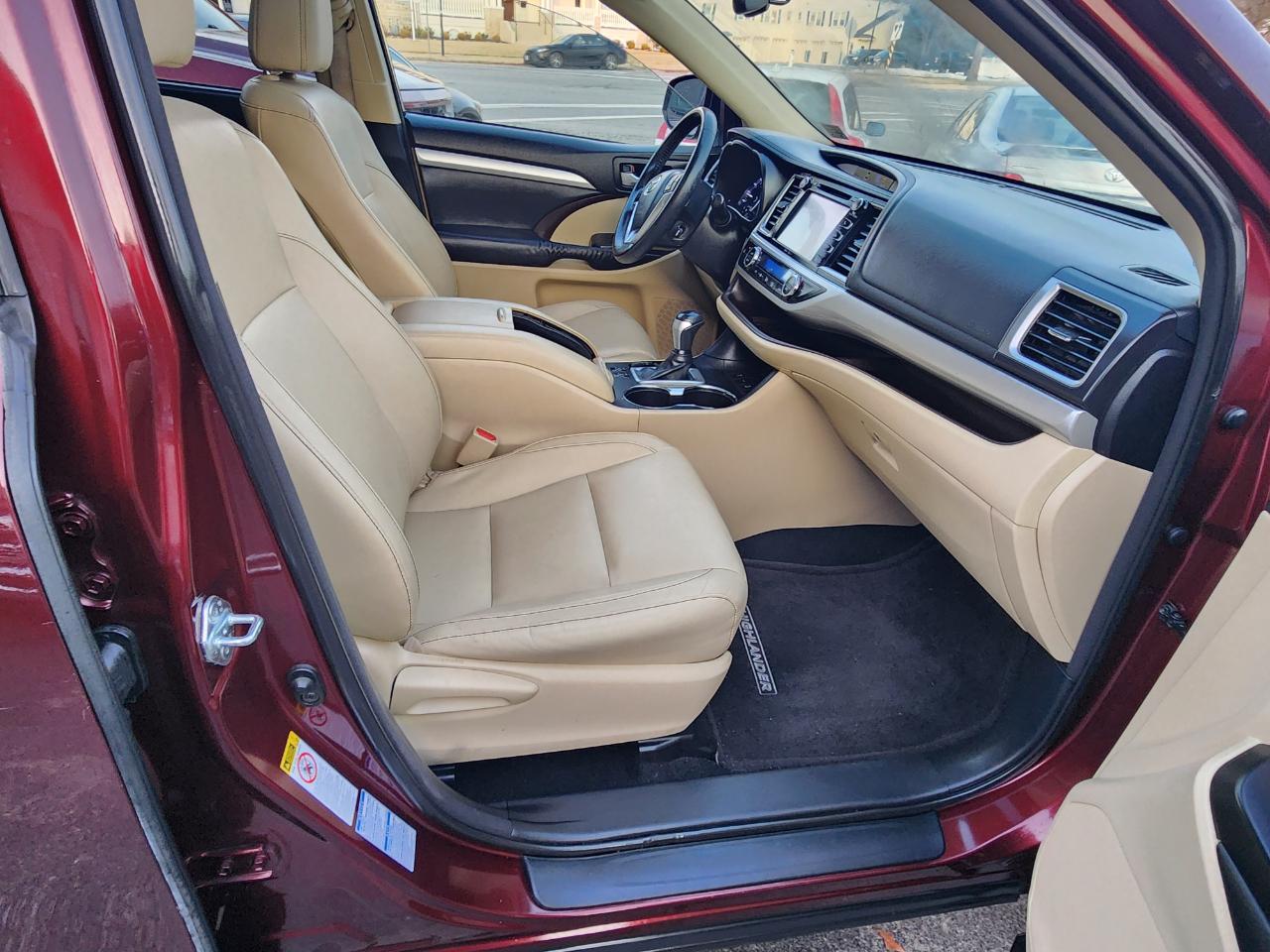 Toyota Highlander XLE AWD V6 2015