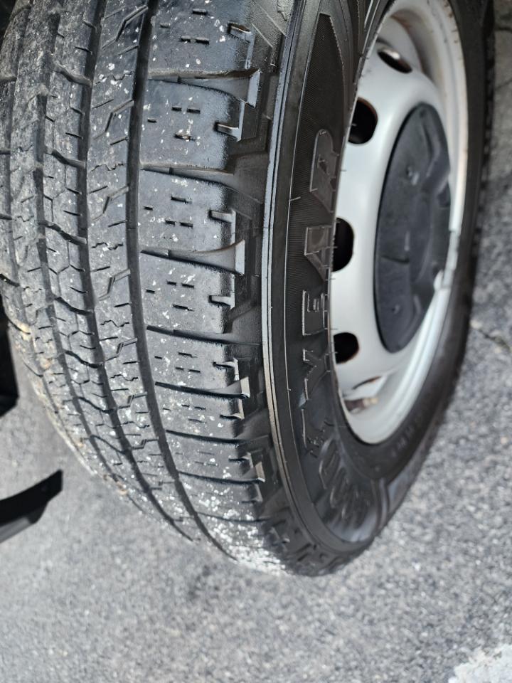 Ford Transit 150 Van Low Roof w/Sliding Pass. 130-in. WB 2018