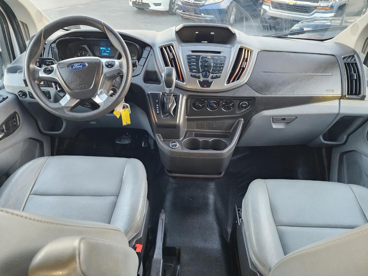 Ford Transit 150 Van Low Roof w/Sliding Pass. 130-in. WB 2018