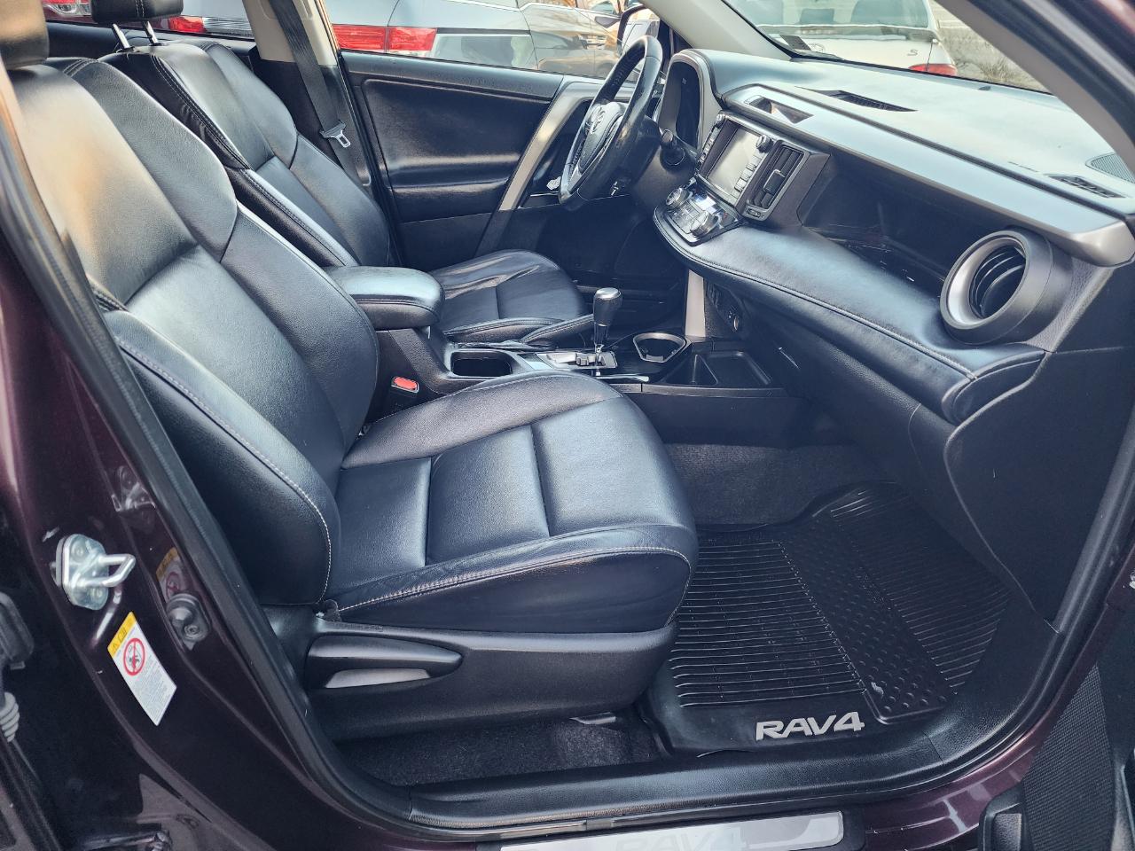 Toyota RAV4 Limited AWD 2018