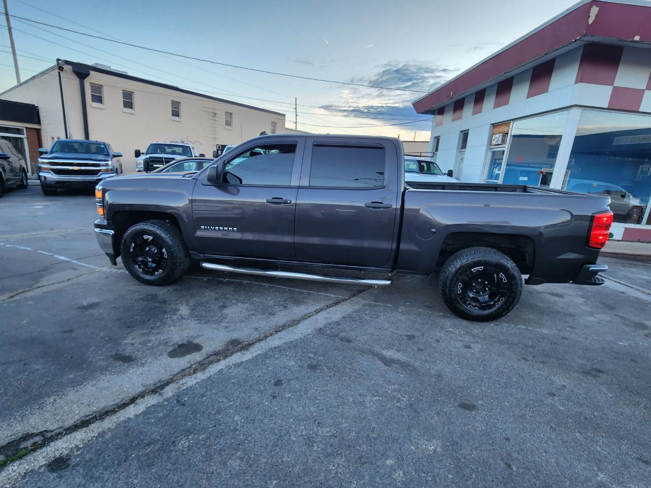 Chevrolet Silverado 1500 2LT Crew Cab Long Box 4WD 2014