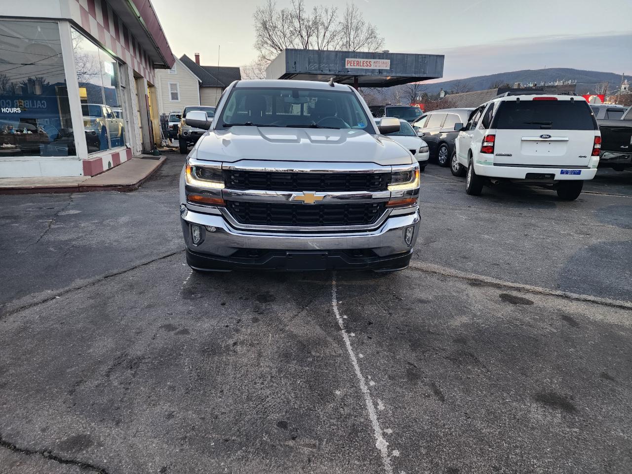 Chevrolet Silverado 1500 LT Double Cab 4WD 2017