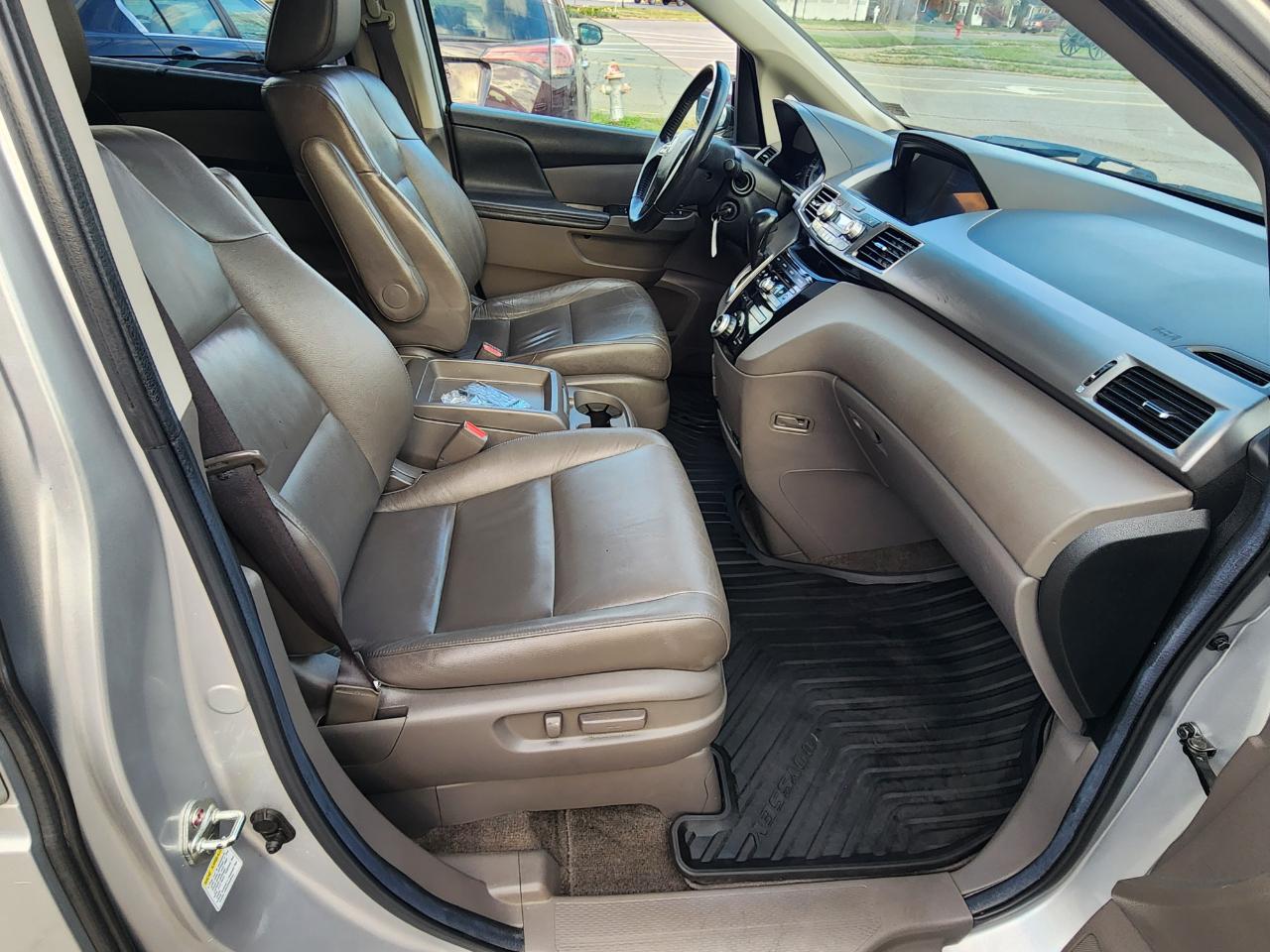 Honda Odyssey EX-L 2012