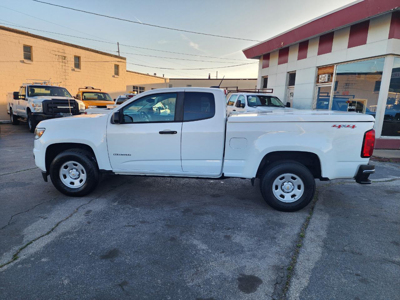 Chevrolet Colorado Work Truck Ext. Cab 4WD 2019