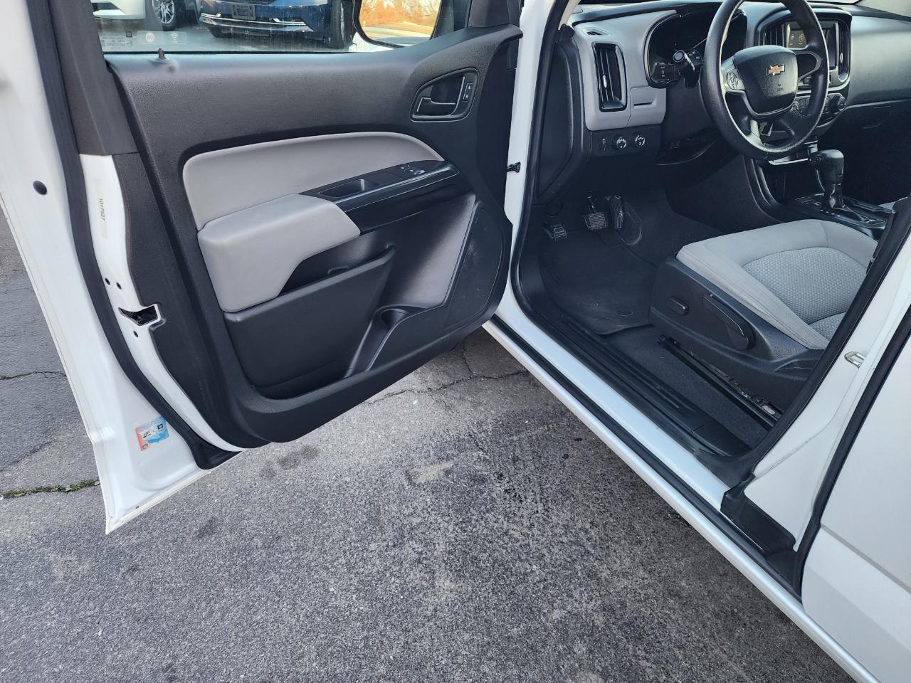 Chevrolet Colorado Work Truck Ext. Cab 4WD 2019