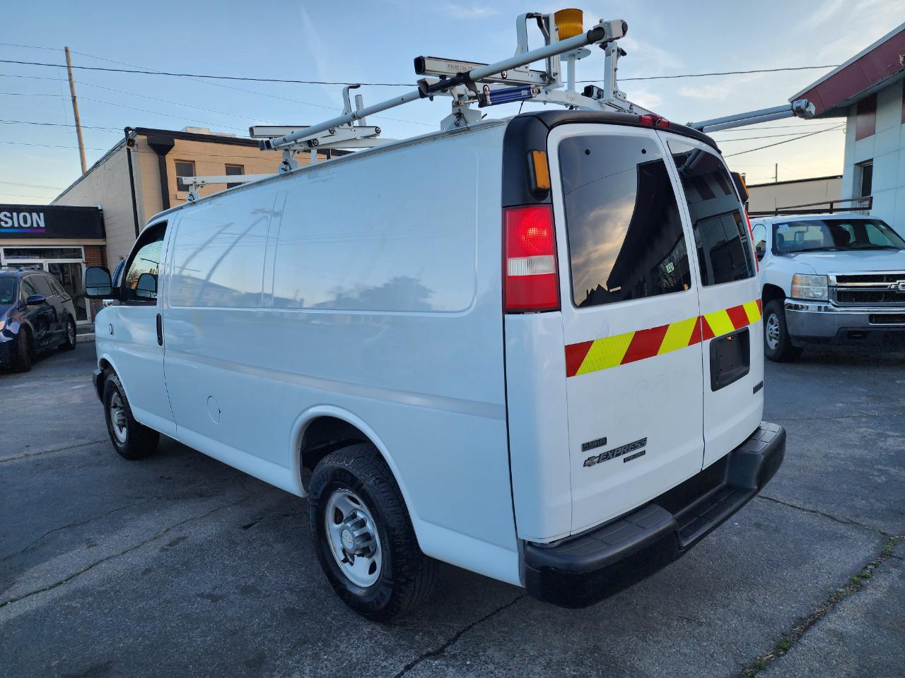 Chevrolet Express 2500 Cargo 2011