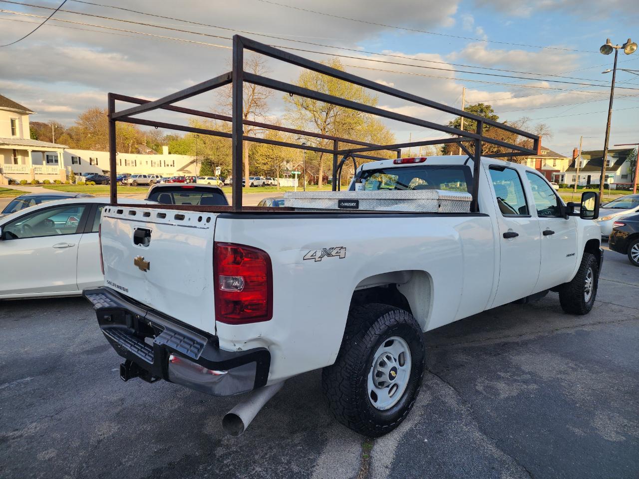 Chevrolet Silverado 2500HD Work Truck Crew Cab 4WD 2011